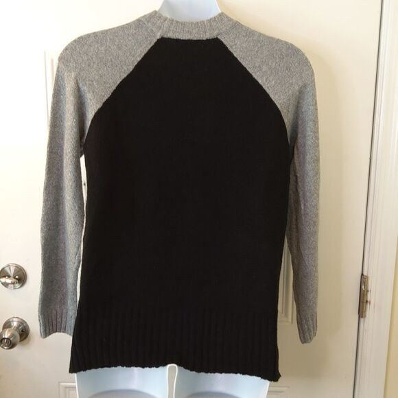 Time and Tru light gray dark gray and black crew neck pullover sweater - Picture 8 of 12